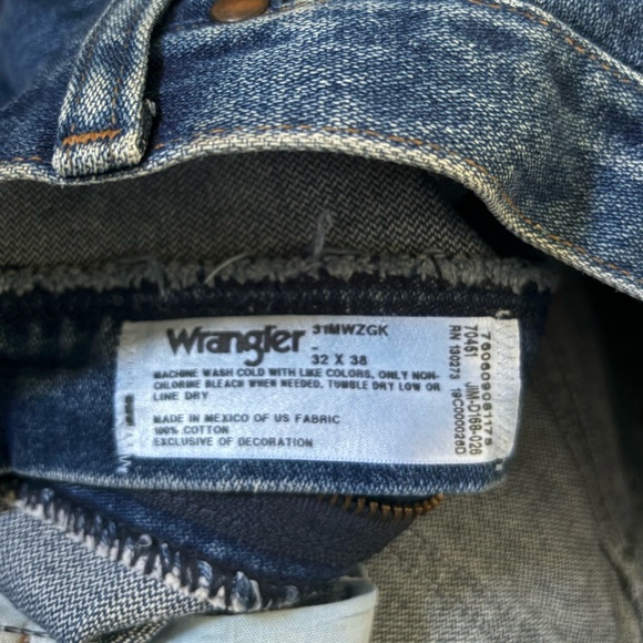 Wrangler Bootcut Jeans - Picture 6 of 6